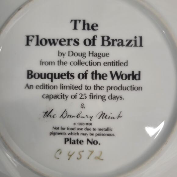 DANBURY MINT - Bouquets Of The World - " Flowers of  Brazil " Plate - Picture 5 of 8